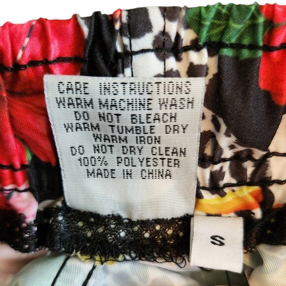 Franks Broadbeach shorts mid length size S NWT - Picture 4 of 5